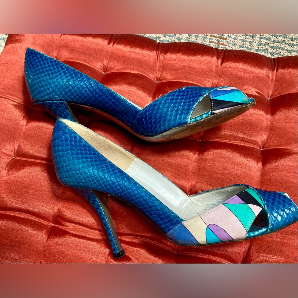 Emilio Pucci Heels in Gorgeous Teal 😍